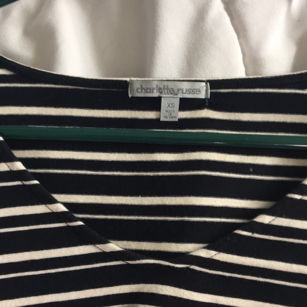 Striped cropped top - Picture 2 of 3